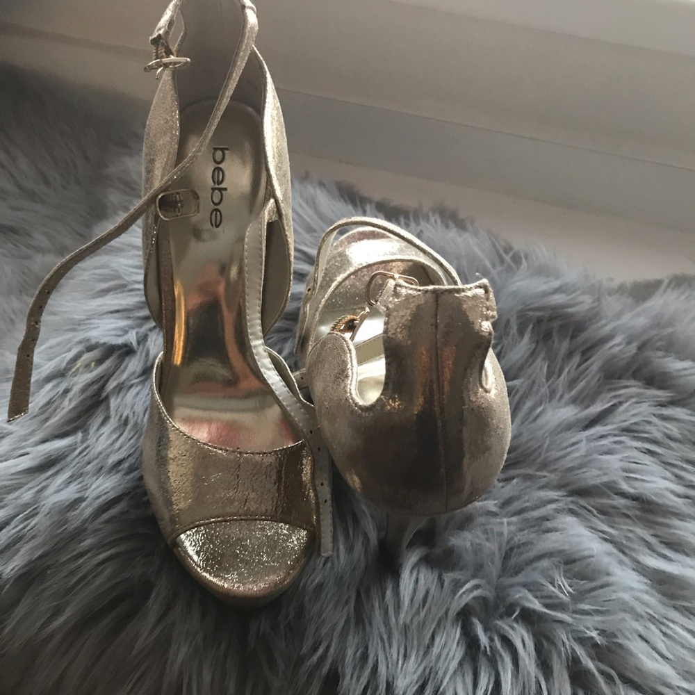 Shoes - Picture 2 of 3